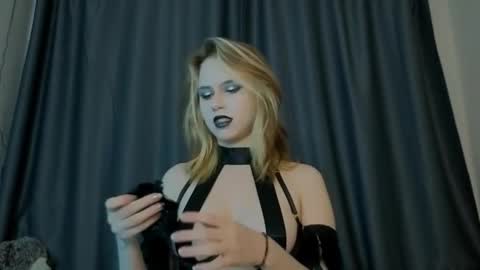 mysta at ur service  online show from September 11, 2025, 8:53 pm