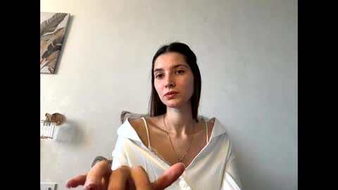 LEVA online show from April 9, 2026, 3:28 pm