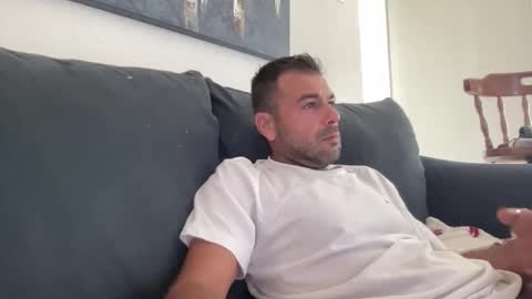 Mercedes190d online show from March 26, 2026, 1:06 pm