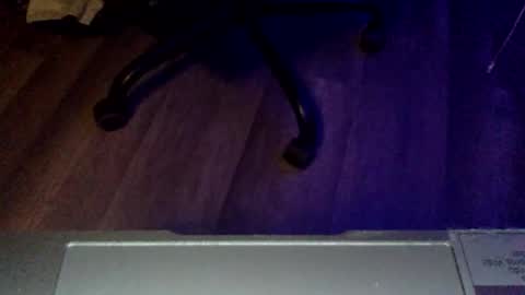 Snapshot of mercsol85 chatting on March 23, 2026, 12:25 am Guess howlong online show from March 23, 2026, 12:25 am