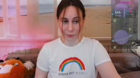 Cutie online show from April 12, 2026, 12:04 am