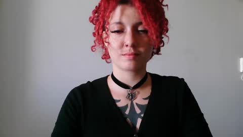 Miss Freckles online show from April 26, 2026, 3:32 pm