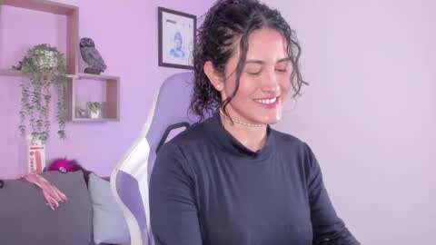 Snapshot of meridafox_ chatting on September 13, 2025, 11:54 am MERI online show from September 13, 2025, 11:54 am