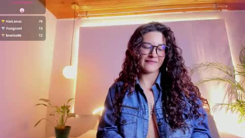 Snapshot of meridafox_ chatting on November 10, 2025, 6:29 pm MERI online show from November 10, 2025, 6:29 pm