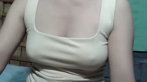 Snapshot of merietiny chatting on January 17, 2025, 8:02 am merietiny online show from January 17, 2025, 8:02 am