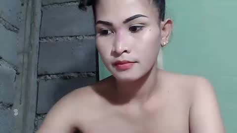 Snapshot of merietiny chatting on February 8, 2025, 3:30 am merietiny online show from February 8, 2025, 3:30 am