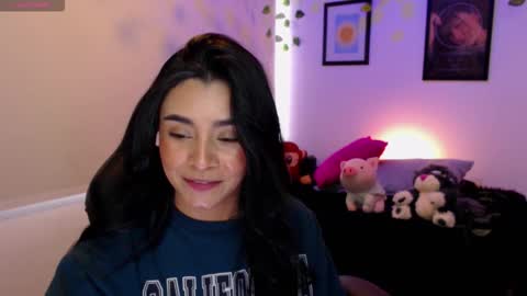 Snapshot of merilynwhithe_ chatting on October 2, 2025, 2:02 pm Merilyn online show from October 2, 2025, 2:02 pm