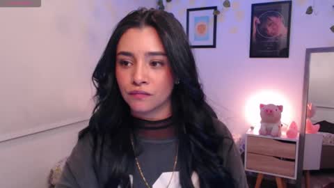 Snapshot of merilynwhithe_ chatting on October 9, 2025, 1:25 am Merilyn online show from October 9, 2025, 1:25 am