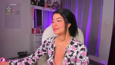 Snapshot of merlia_model chatting on November 11, 2025, 1:38 am instagram fernandatoloza01 online show from November 11, 2025, 1:38 am