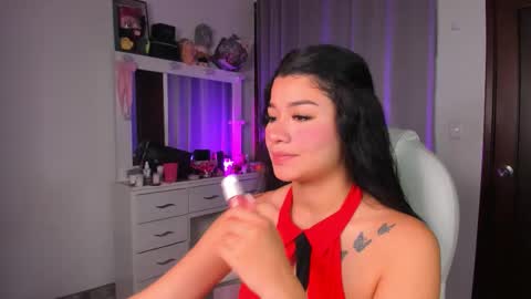 Snapshot of merlia_model chatting on December 1, 2025, 2:05 am instagram fernandatoloza01 online show from December 1, 2025, 2:05 am