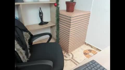 Merlina online show from January 5, 2026, 6:00 pm