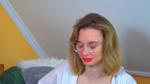 Snapshot of merlinmeyer chatting on February 18, 2026, 6:20 am Merlin online show from February 18, 2026, 6:20 am