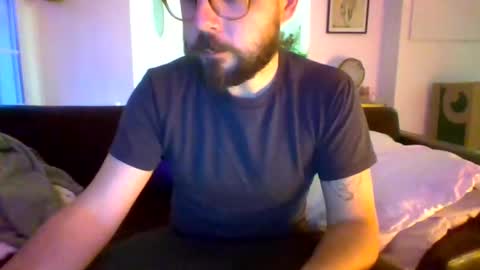 merun9922 online show from November 14, 2025, 4:06 pm