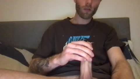 messageme11 online show from January 5, 2025, 8:31 pm