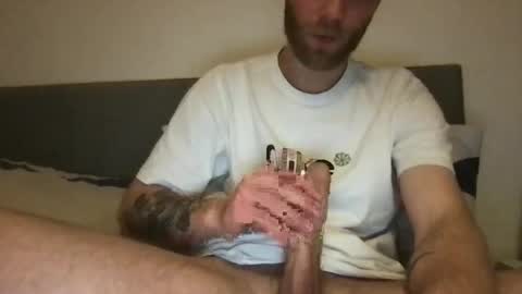 messageme11 online show from February 24, 2025, 10:36 pm