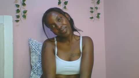 Snapshot of messyluna chatting on June 22, 2026, 9:12 pm meggy and bree online show from June 22, 2026, 9:12 pm