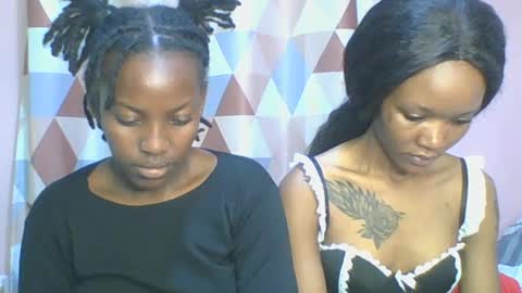 Snapshot of messyluna chatting on July 10, 2026, 2:27 am meggy and bree online show from July 10, 2026, 2:27 am