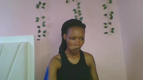 Snapshot of messyluna chatting on July 21, 2026, 10:50 am meggy and bree online show from July 21, 2026, 10:50 am