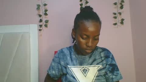 Snapshot of messyluna chatting on July 27, 2026, 6:09 am meggy and bree online show from July 27, 2026, 6:09 am
