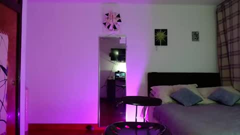 Mor online show from February 8, 2025, 8:20 am