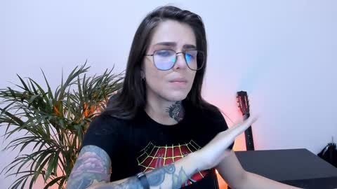 Meurif online show from February 7, 2025, 2:04 pm