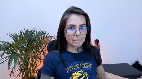 Meurif online show from February 27, 2025, 6:42 pm