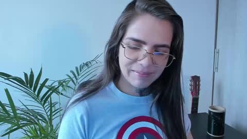 Snapshot of meurief chatting on May 1, 2026, 7:40 pm Meurif online show from May 1, 2026, 7:40 pm