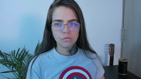 Snapshot of meurief chatting on May 3, 2026, 2:50 am Meurif online show from May 3, 2026, 2:50 am