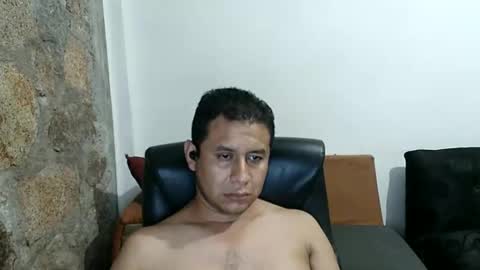 mexatre online show from December 5, 2025, 3:04 am