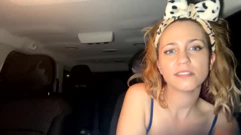 mezzy69 online show from January 14, 2025, 9:45 am