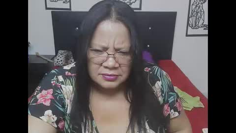 mhia1972 online show from December 17, 2025, 4:02 pm