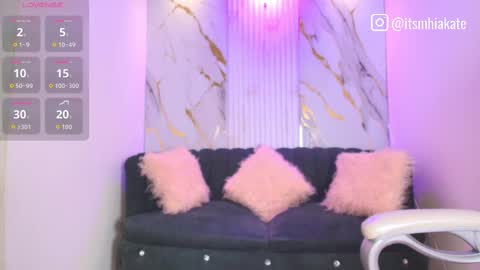 Mhia Kate online show from October 3, 2025, 12:02 pm