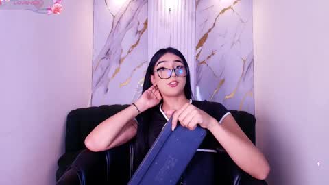 Mhia Kate online show from May 11, 2026, 12:22 pm