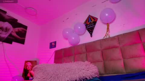 Emi online show from October 5, 2025, 7:12 pm