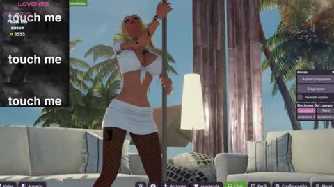 Mia online show from November 4, 2025, 9:47 pm