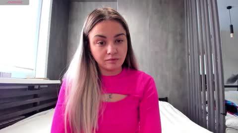 Snapshot of mia___mur chatting on February 4, 2026, 3:56 am Mia online show from February 4, 2026, 3:56 am