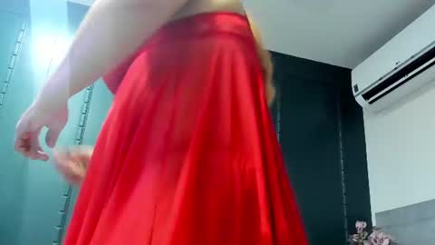 mia_amber_ online show from July 15, 2026, 3:45 am