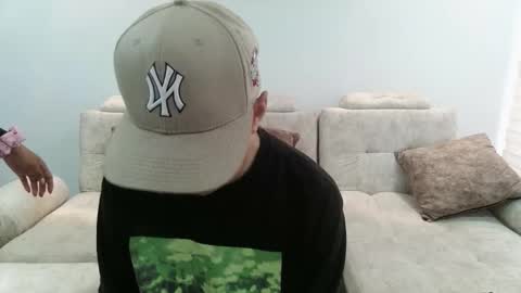 Snapshot of mia_and_eros chatting on September 29, 2025, 9:41 pm MIA AND EROS online show from September 29, 2025, 9:41 pm