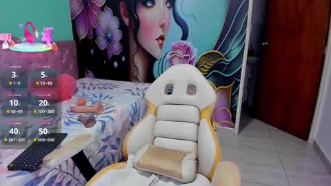 Snapshot of mia_bigtits_17 chatting on October 25, 2025, 9:31 pm Mia online show from October 25, 2025, 9:31 pm