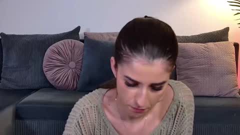 Freya Allen online show from January 9, 2026, 1:08 am