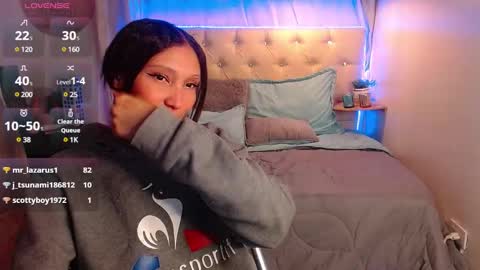 Snapshot of mia_collens_ chatting on January 19, 2025, 6:09 am MIA online show from January 19, 2025, 6:09 am