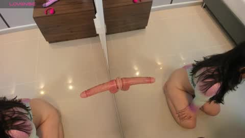 M I A  online show from February 24, 2026, 2:20 am