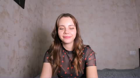 Mia  next stream Thursday 1400 UTC1 Friday 1400 UTC1 online show from February 6, 2025, 5:19 pm