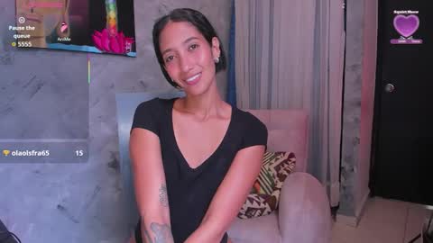 Mia Sandoval online show from October 22, 2025, 5:13 pm