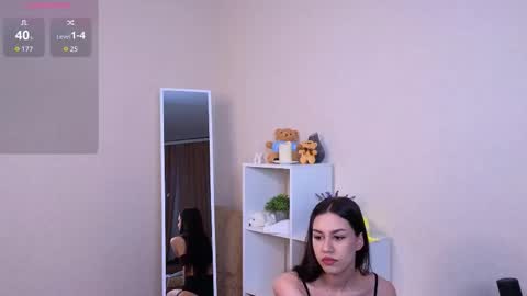 U can call me Angel3 online show from October 4, 2025, 4:38 pm