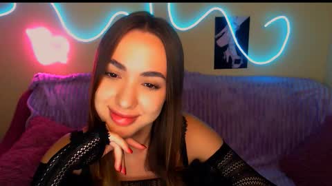 mia_cutie77 online show from September 29, 2025, 9:14 am