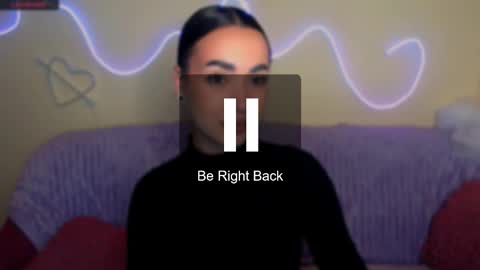 mia_cutie77 online show from November 2, 2025, 10:06 am