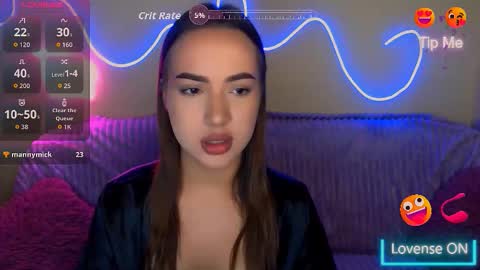 mia_cutie77 online show from November 7, 2025, 8:47 am
