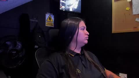 Mia daniela  online show from September 25, 2025, 11:08 pm