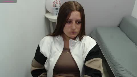 Mia online show from January 27, 2025, 12:58 pm